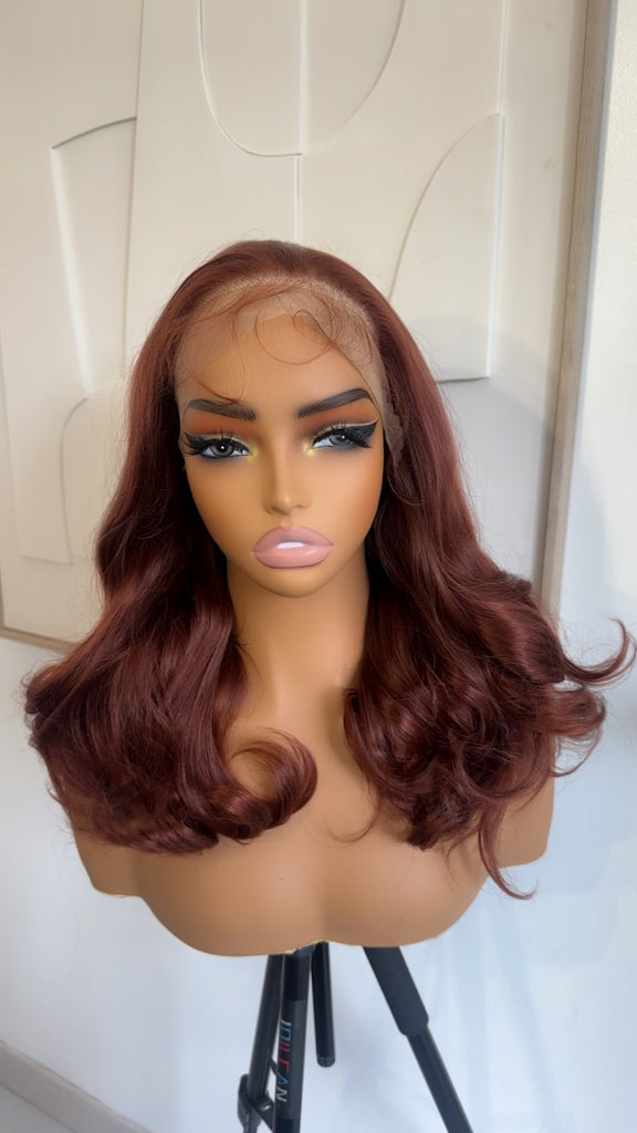 Perruque synthétique 11